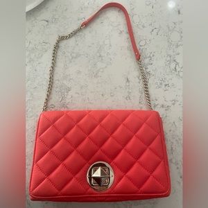 EUC Kate Spade coral quilted handbag